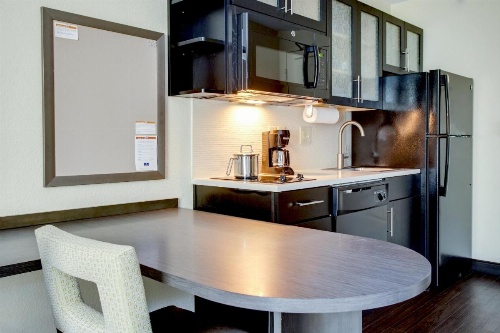 Candlewood Suites Raleigh Crabtree image 16