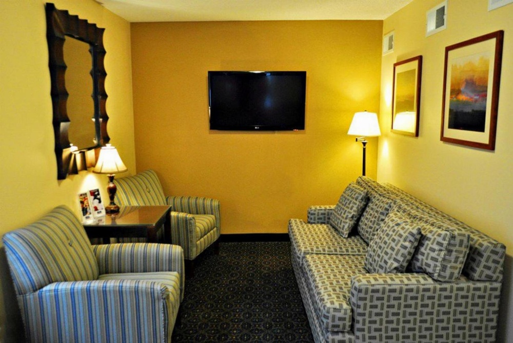 Candlewood Suites Raleigh Crabtree Main image