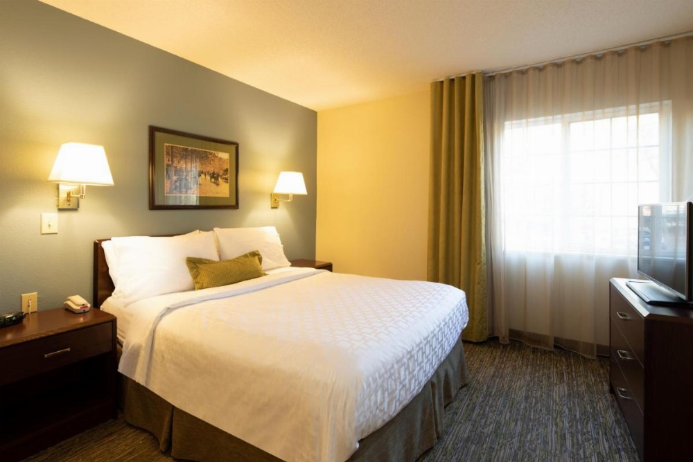 Candlewood Suites Raleigh Crabtree Image 38